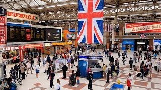 A Walk Through The London Victoria Station London England [upl. by Hodess]